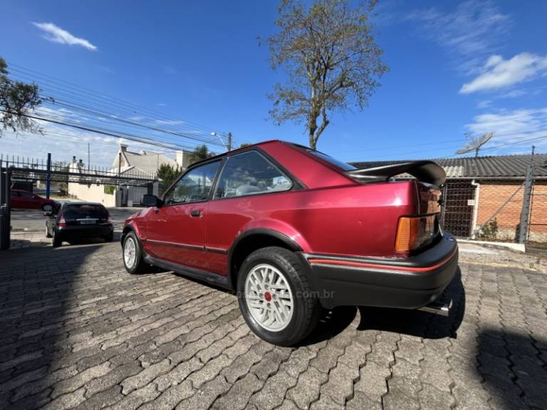 FORD - ESCORT - 1989/1989 - Vinho - R$ 19.920,00