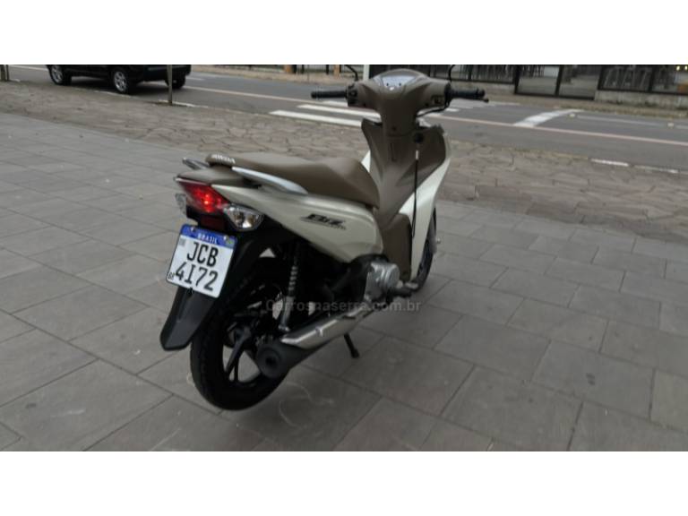 HONDA - BIZ 125 - 2023/2023 - Branca - R$ 16.950,00