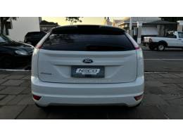 FORD - FOCUS - 2012/2012 - Branca - R$ 44.950,00