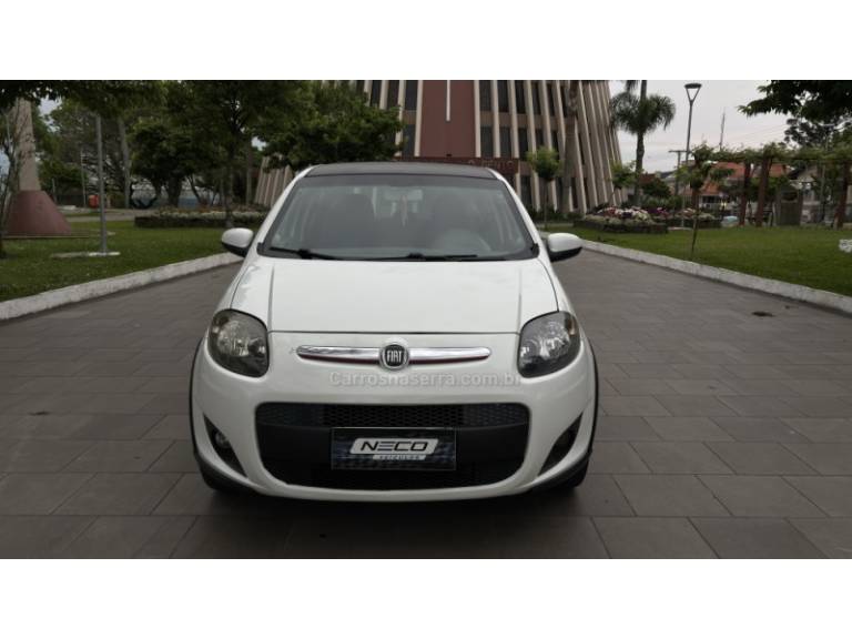 FIAT - PALIO - 2013/2013 - Branca - R$ 39.950,00
