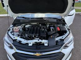 CHEVROLET - ONIX - 2023/2023 - Branca - R$ 69.950,00