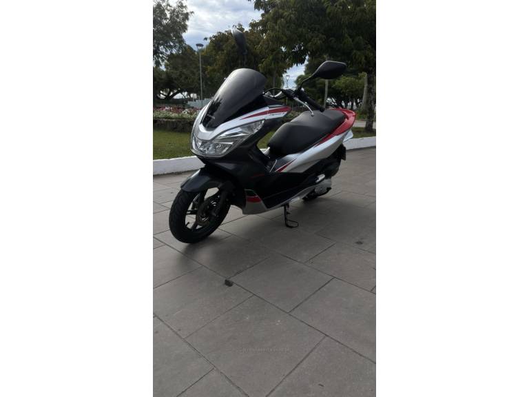 HONDA - PCX - 2018/2018 - Preta - R$ 16.950,00