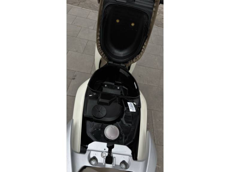 HONDA - BIZ 125 - 2023/2023 - Branca - R$ 16.950,00