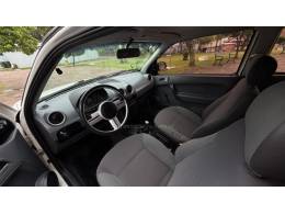VOLKSWAGEN - GOL - 2006/2006 - Branca - R$ 18.950,00