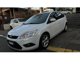 FORD - FOCUS - 2012/2012 - Branca - R$ 44.950,00