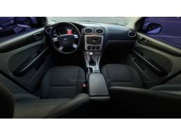 FORD - FOCUS - 2012/2012 - Branca - R$ 44.950,00