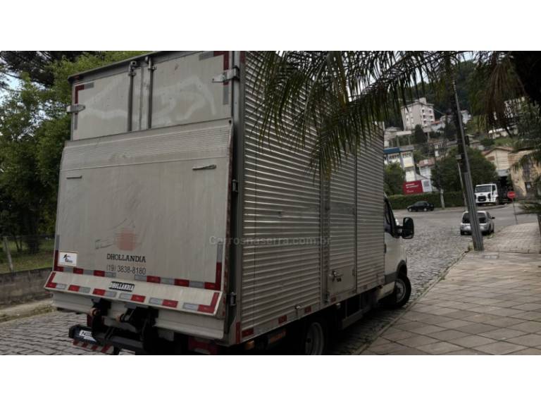 IVECO - DAILY - 2009/2009 - Branca - R$ 119.950,00