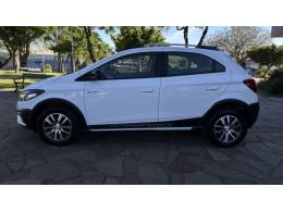 CHEVROLET - ONIX - 2017/2017 - Bronze - R$ 65.950,00