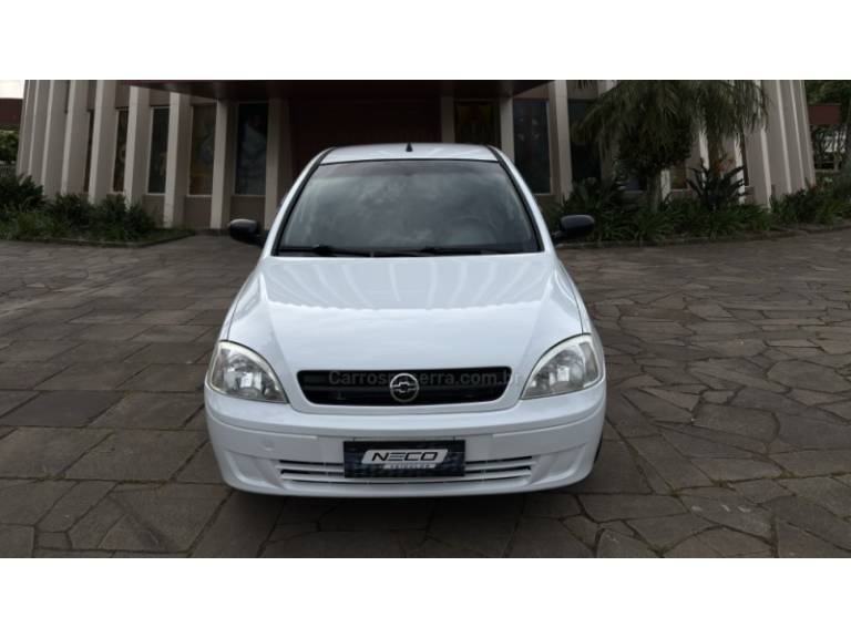 CHEVROLET - CORSA - 2007/2007 - Branca - R$ 21.950,00