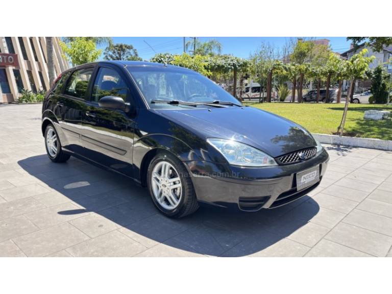 FORD - FOCUS - 2009/2009 - Azul - R$ 29.950,00