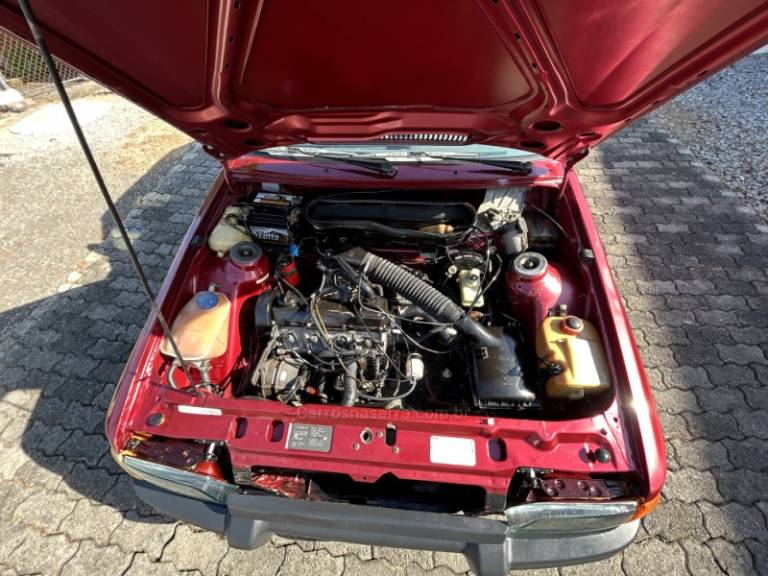FORD - ESCORT - 1989/1989 - Vinho - R$ 19.920,00