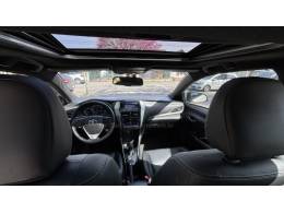 TOYOTA - YARIS - 2021/2021 - Branca - R$ 94.950,00