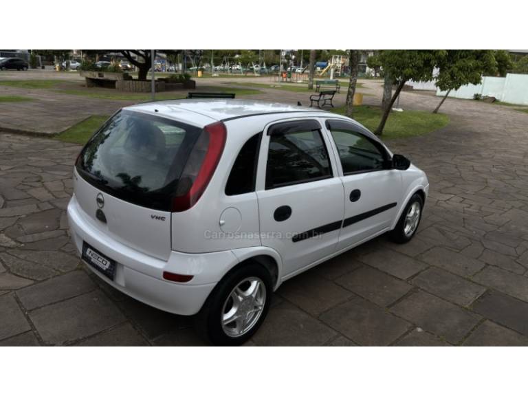 CHEVROLET - CORSA - 2007/2007 - Branca - R$ 21.950,00