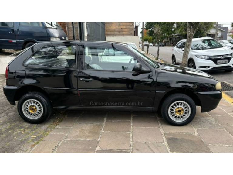 VOLKSWAGEN - GOL - 1996/1996 - Preta - R$ 13.950,00