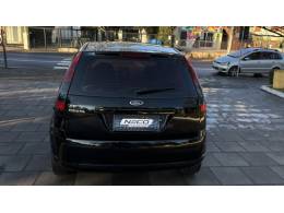 FORD - FIESTA - 2014/2014 - Preta - R$ 27.950,00
