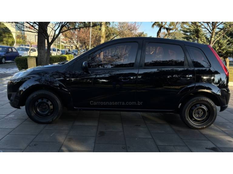 FORD - FIESTA - 2014/2014 - Preta - R$ 27.950,00