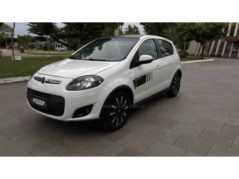 FIAT - PALIO - 2013/2013 - Branca - R$ 39.950,00