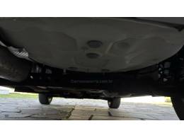 CHEVROLET - ONIX - 2017/2017 - Bronze - R$ 65.950,00