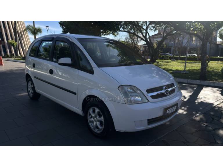 CHEVROLET - MERIVA - 2003/2003 - Branca - R$ 20.950,00