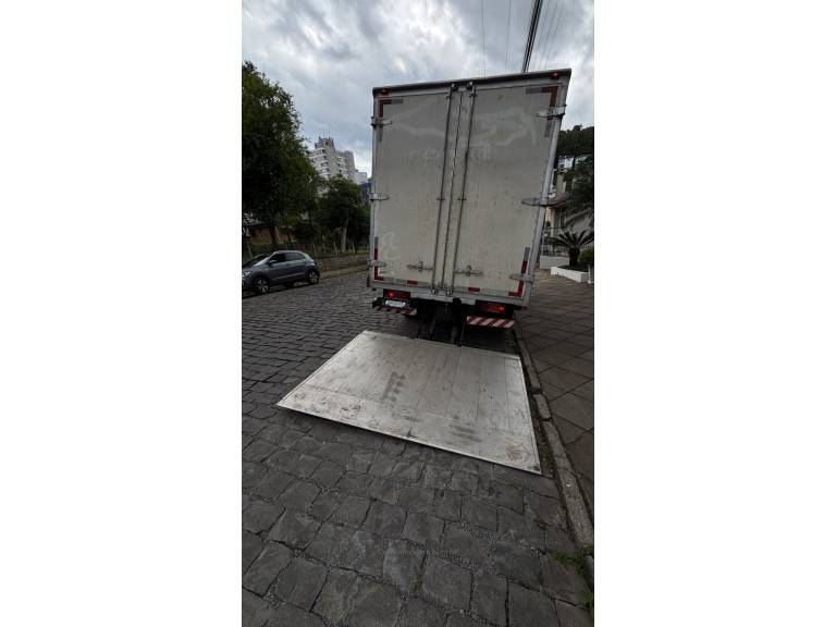 IVECO - DAILY - 2009/2009 - Branca - R$ 119.950,00